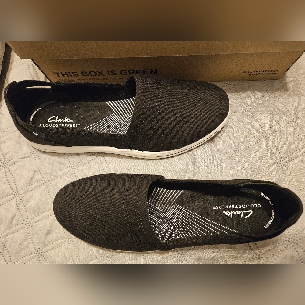 Clarks Women's Breeze II Slip on Shoe